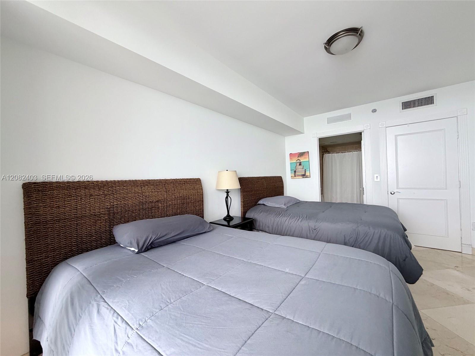 See details 4202 3 / 3 1841 sq. ft. $ 2026-09-02 0 Photo