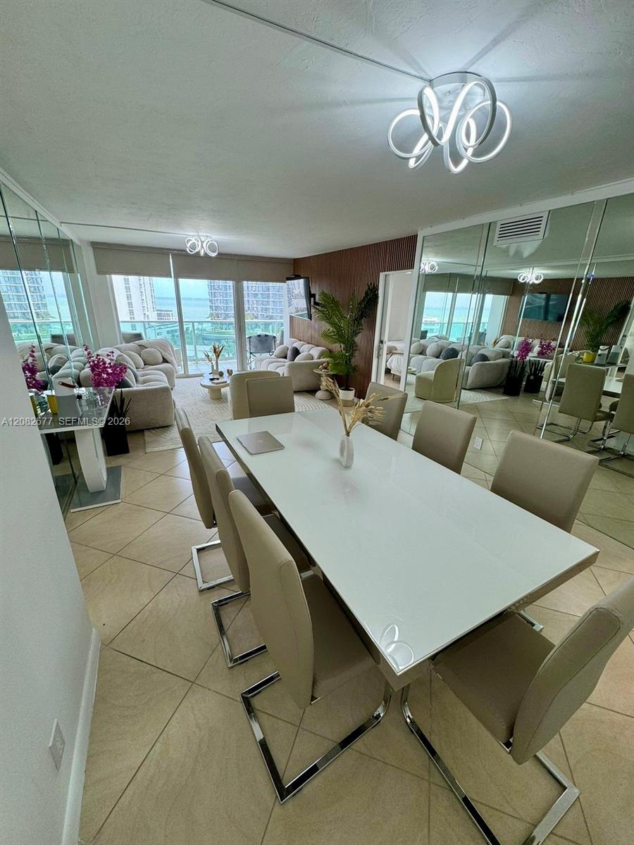 See details 1114 2 / 2 1331 sq. ft. $ 2026-09-03 0 Photo