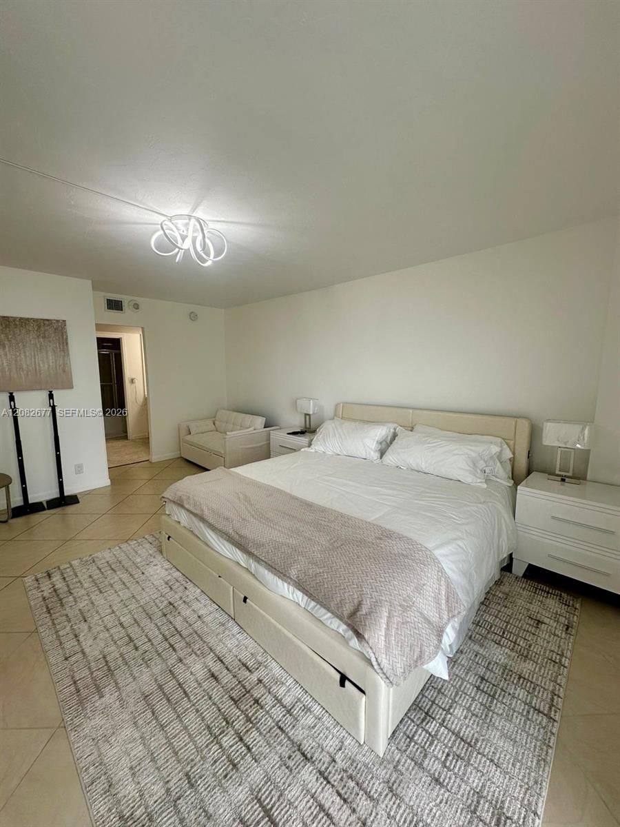 See details 1114 2 / 2 1331 sq. ft. $ 2026-09-03 0 Photo