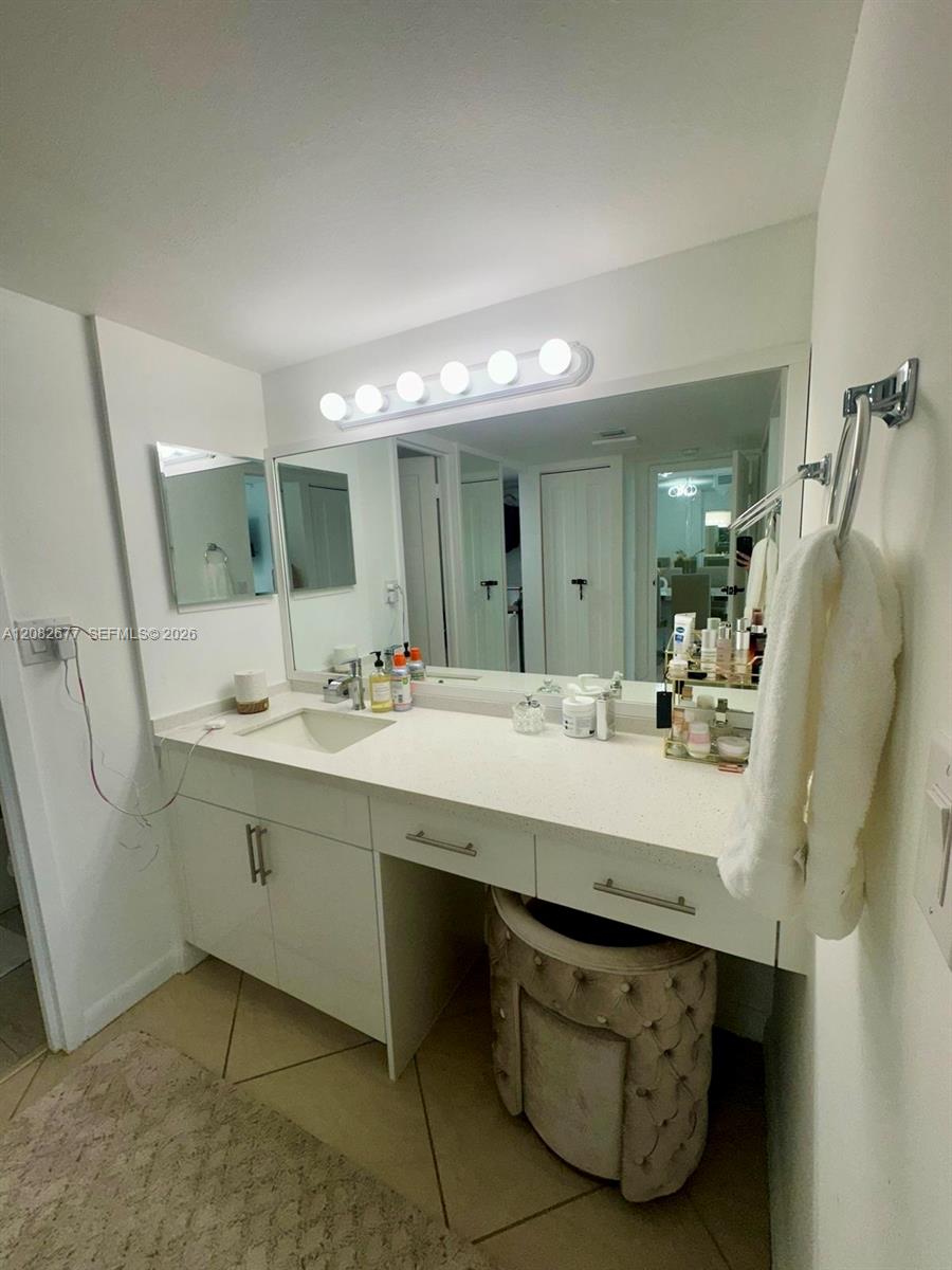 See details 1114 2 / 2 1331 sq. ft. $ 2026-09-03 0 Photo