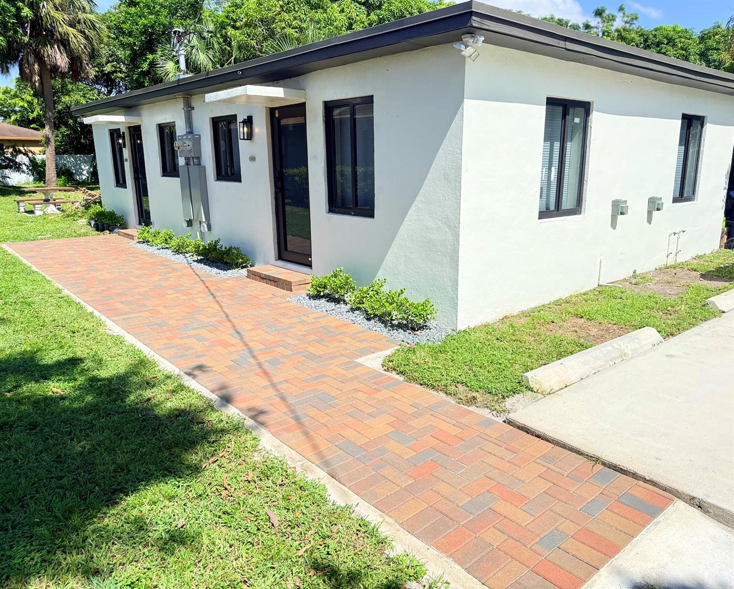 Ver detalles / 0 798 sq. ft. $ 2026-09-05 0 foto