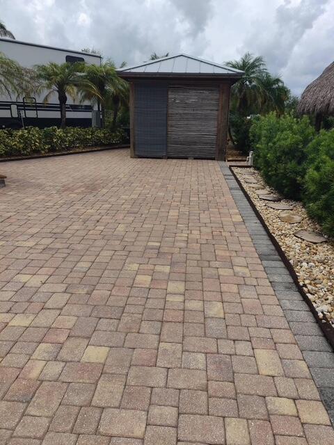   / 0  sq. ft. $ 2026-10-15 0 foto
