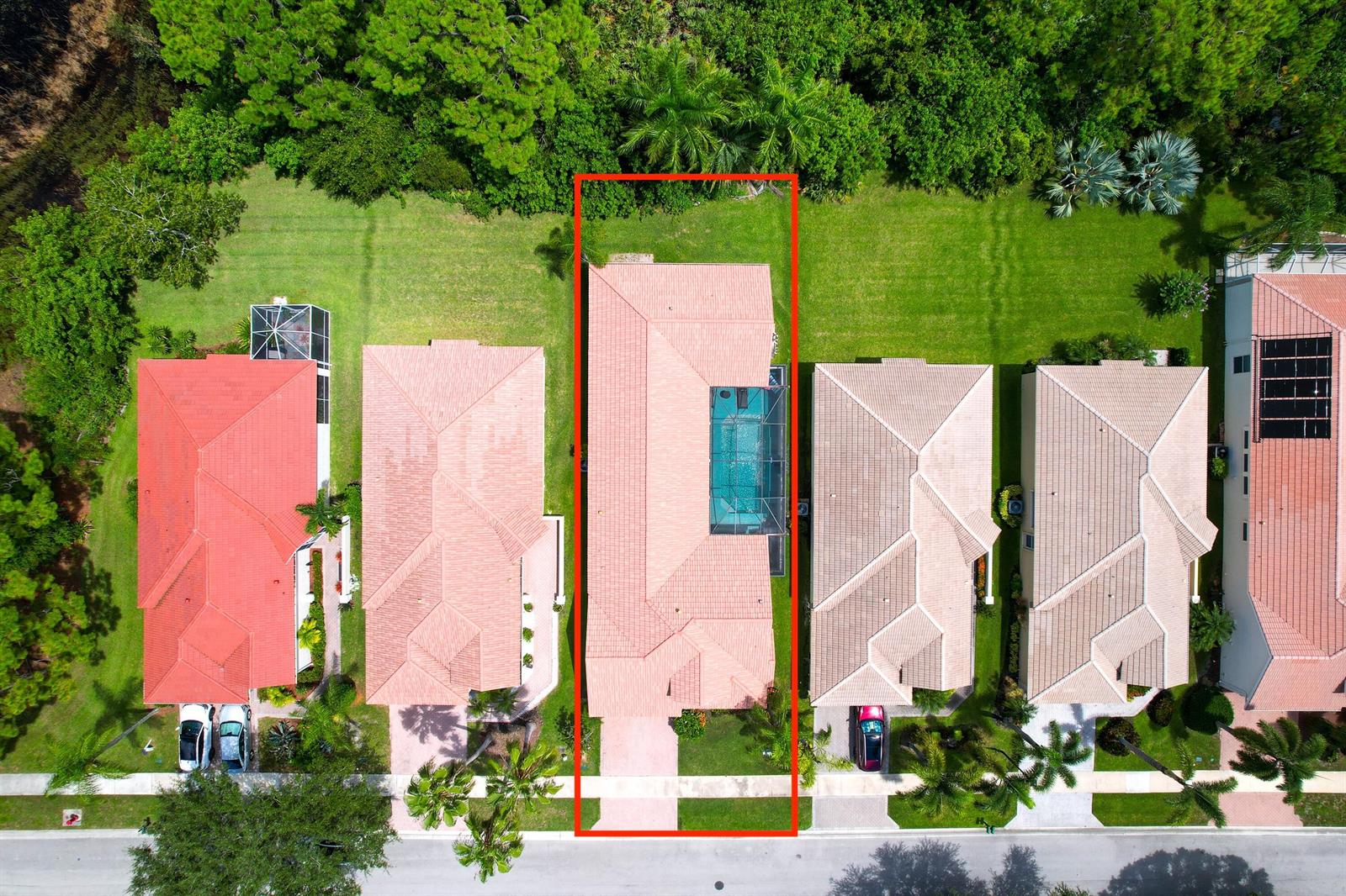 Ver detalles 775 3 / 3 1889 sq. ft. $ 2026-09-04 0 foto