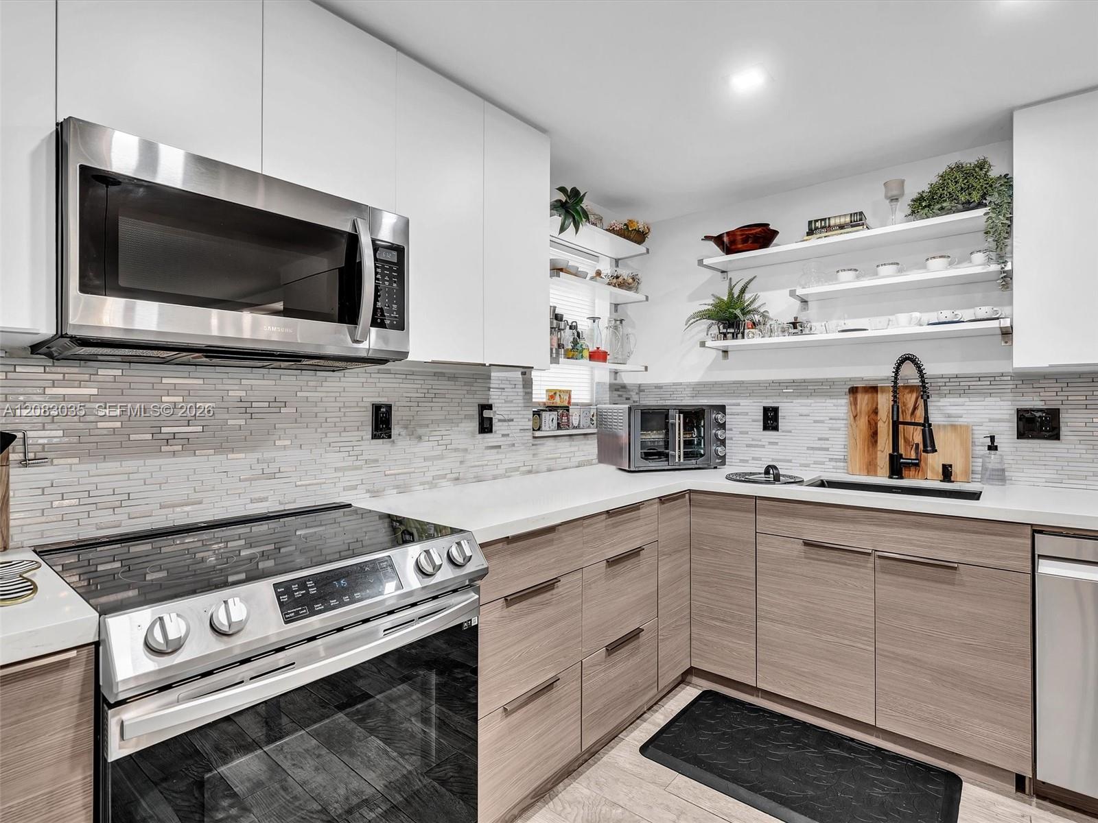 See details 102 1 / 1 686 sq. ft. $ 2026-09-03 0 Photo