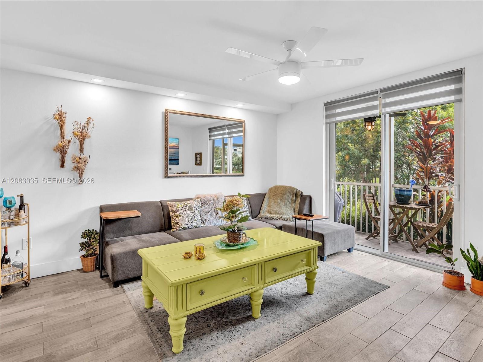 See details 102 1 / 1 686 sq. ft. $ 2026-09-03 0 Photo