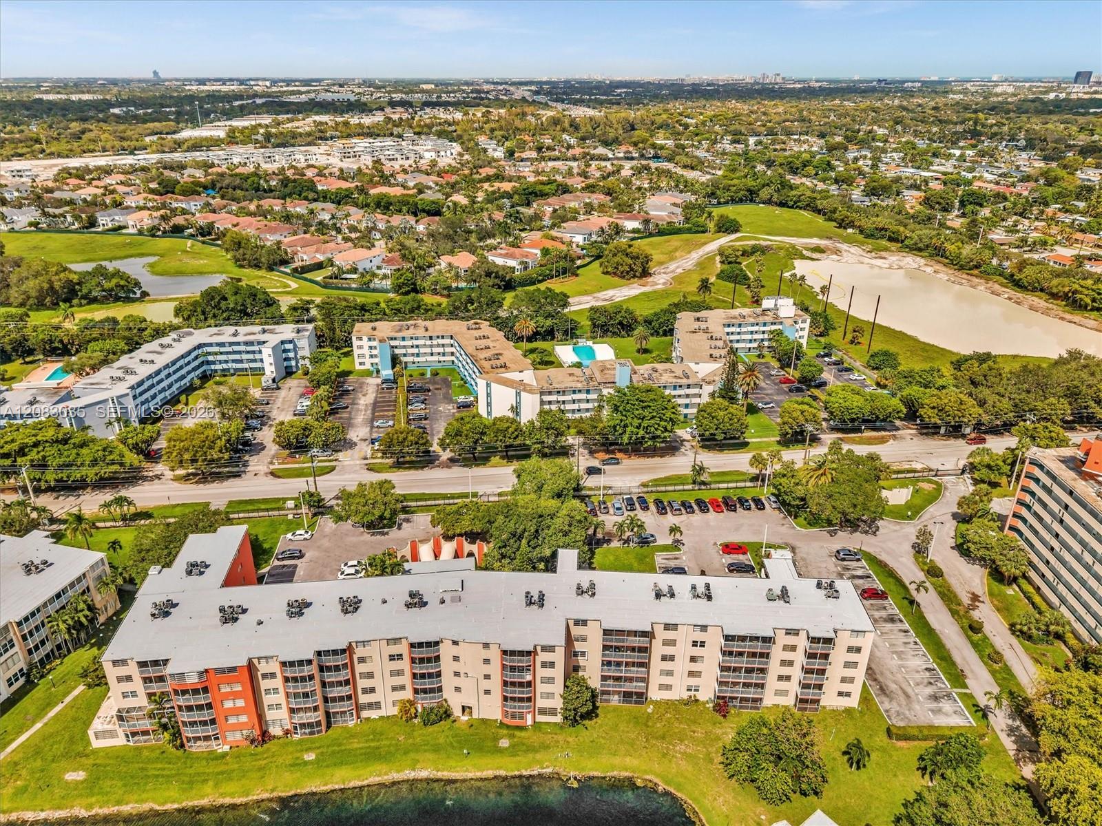 See details 102 1 / 1 686 sq. ft. $ 2026-09-03 0 Photo