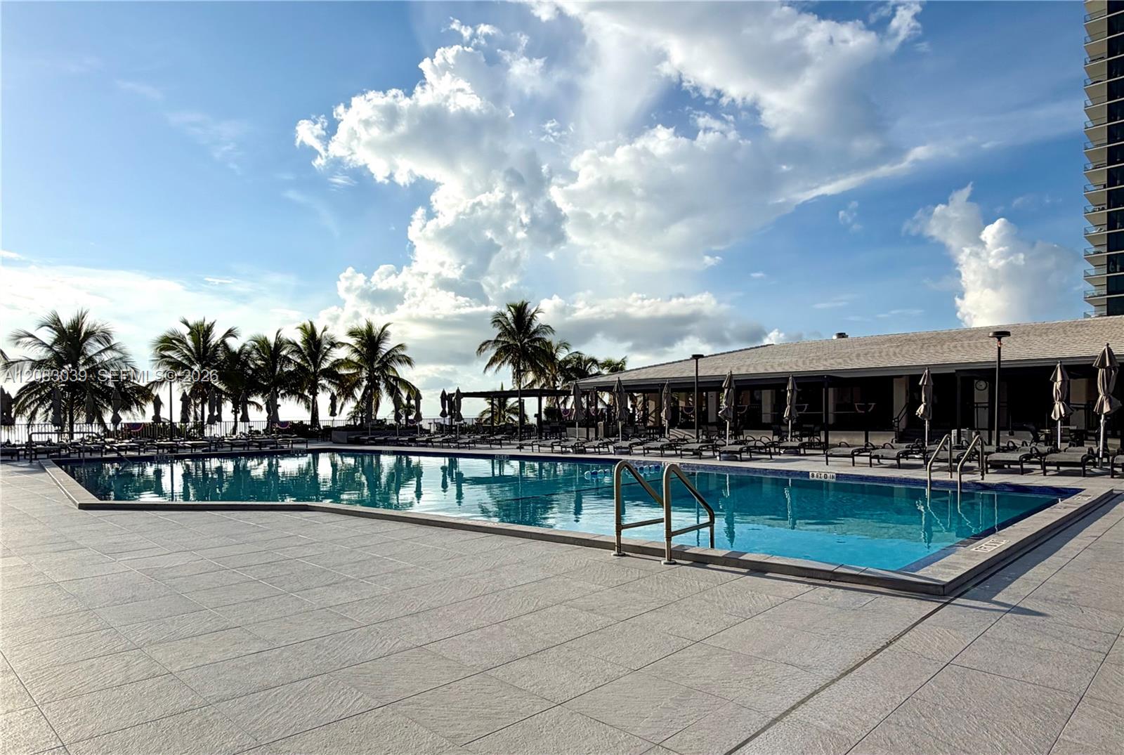 Ver detalles 2C 1 / 2 870 sq. ft. $ 2026-09-03 0 foto