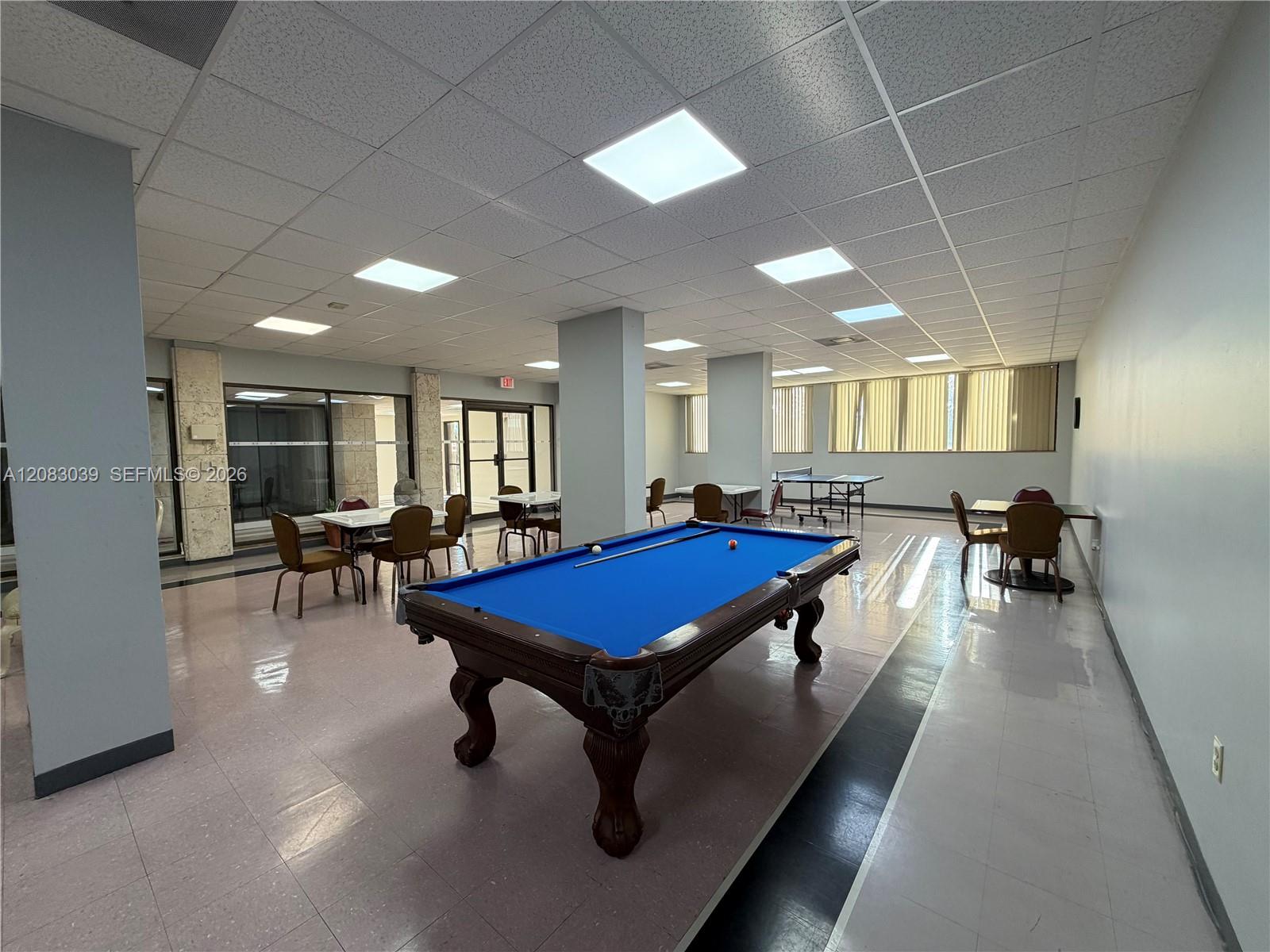 Ver detalles 2C 1 / 2 870 sq. ft. $ 2026-09-03 0 foto