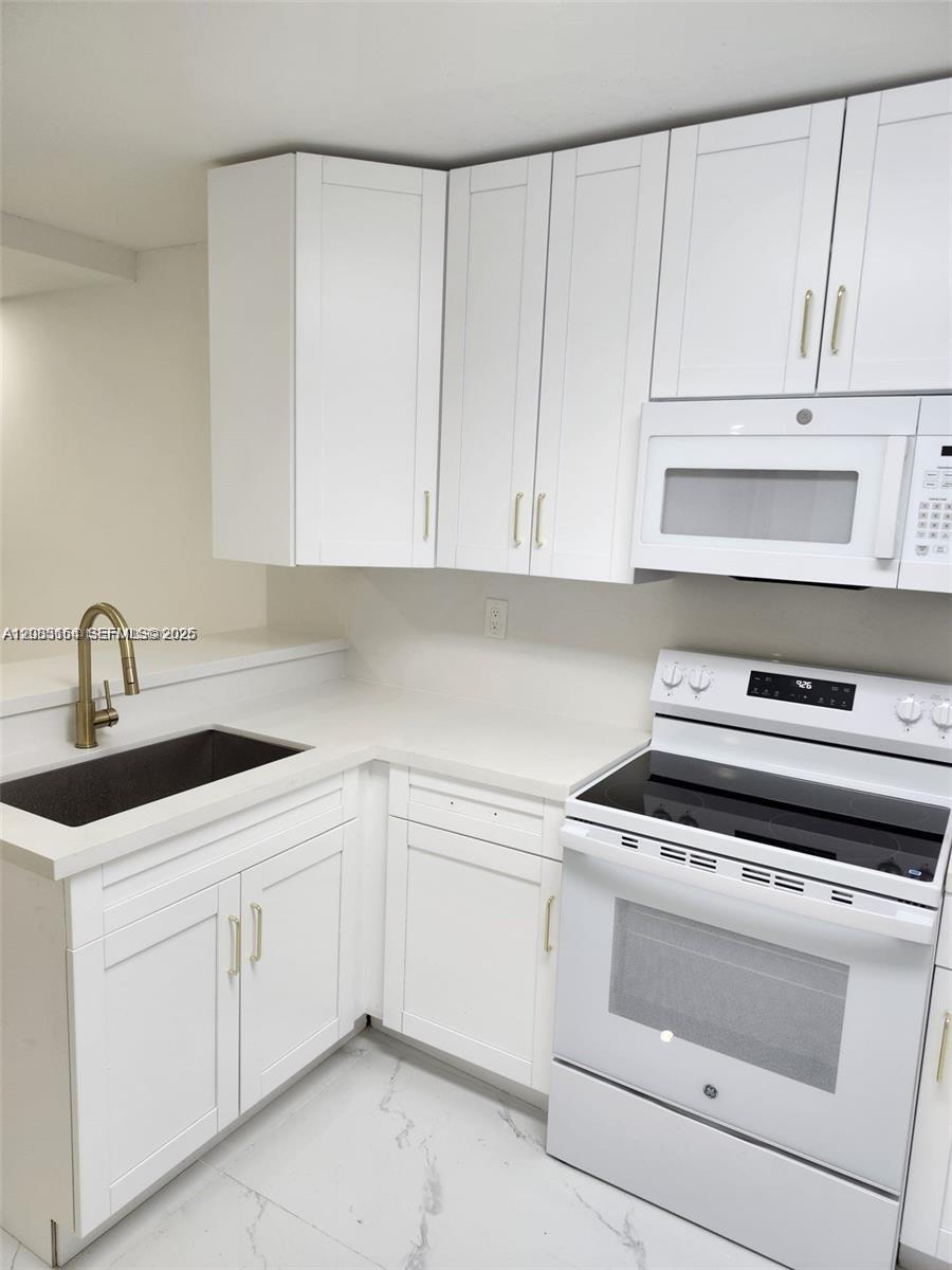 See details 204-2 2 / 2 1036 sq. ft. $ 2026-09-03 0 Photo
