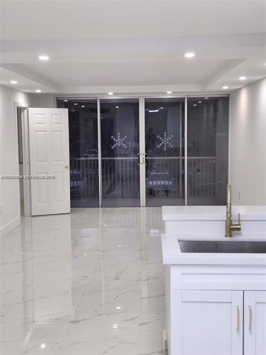 See details 204-2 2 / 2 1036 sq. ft. $ 2026-09-03 0 Photo