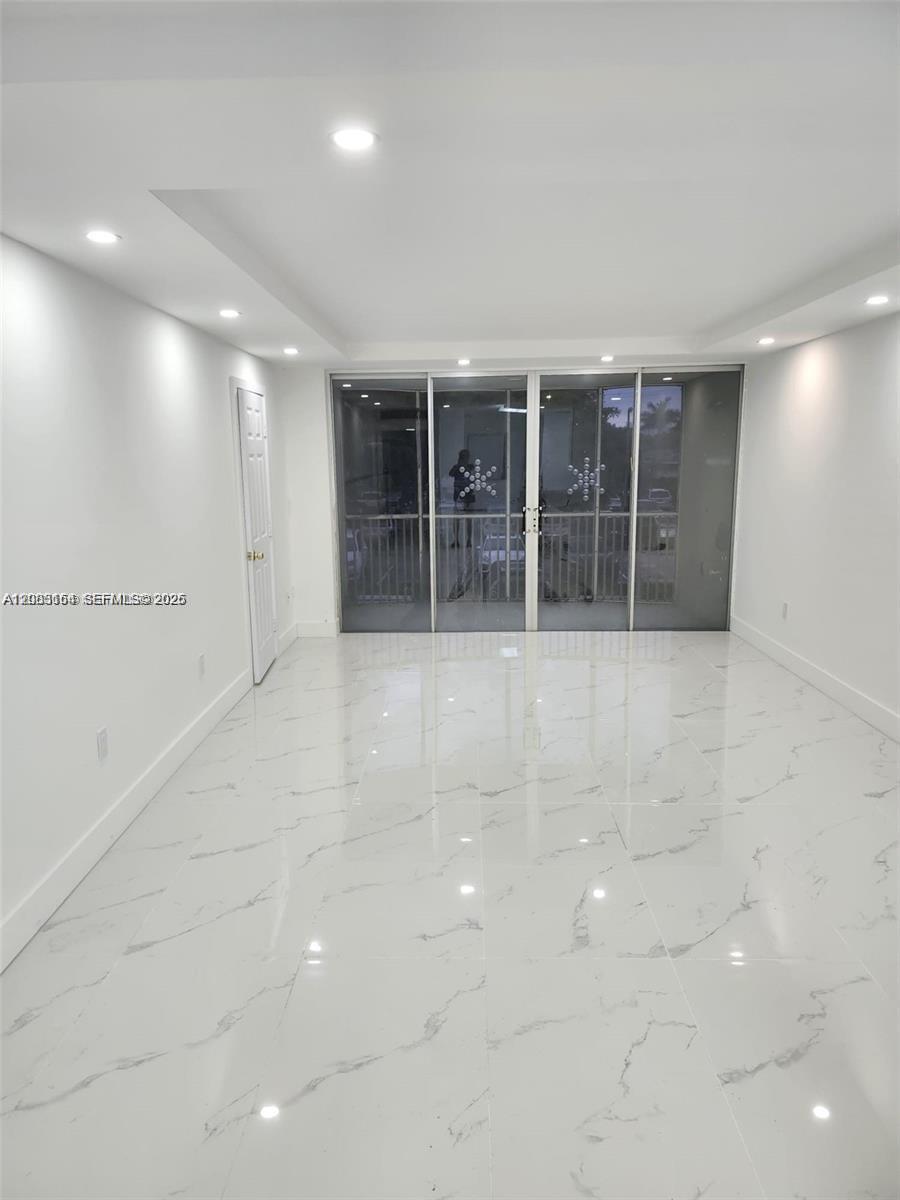 See details 204-2 2 / 2 1036 sq. ft. $ 2026-09-03 0 Photo