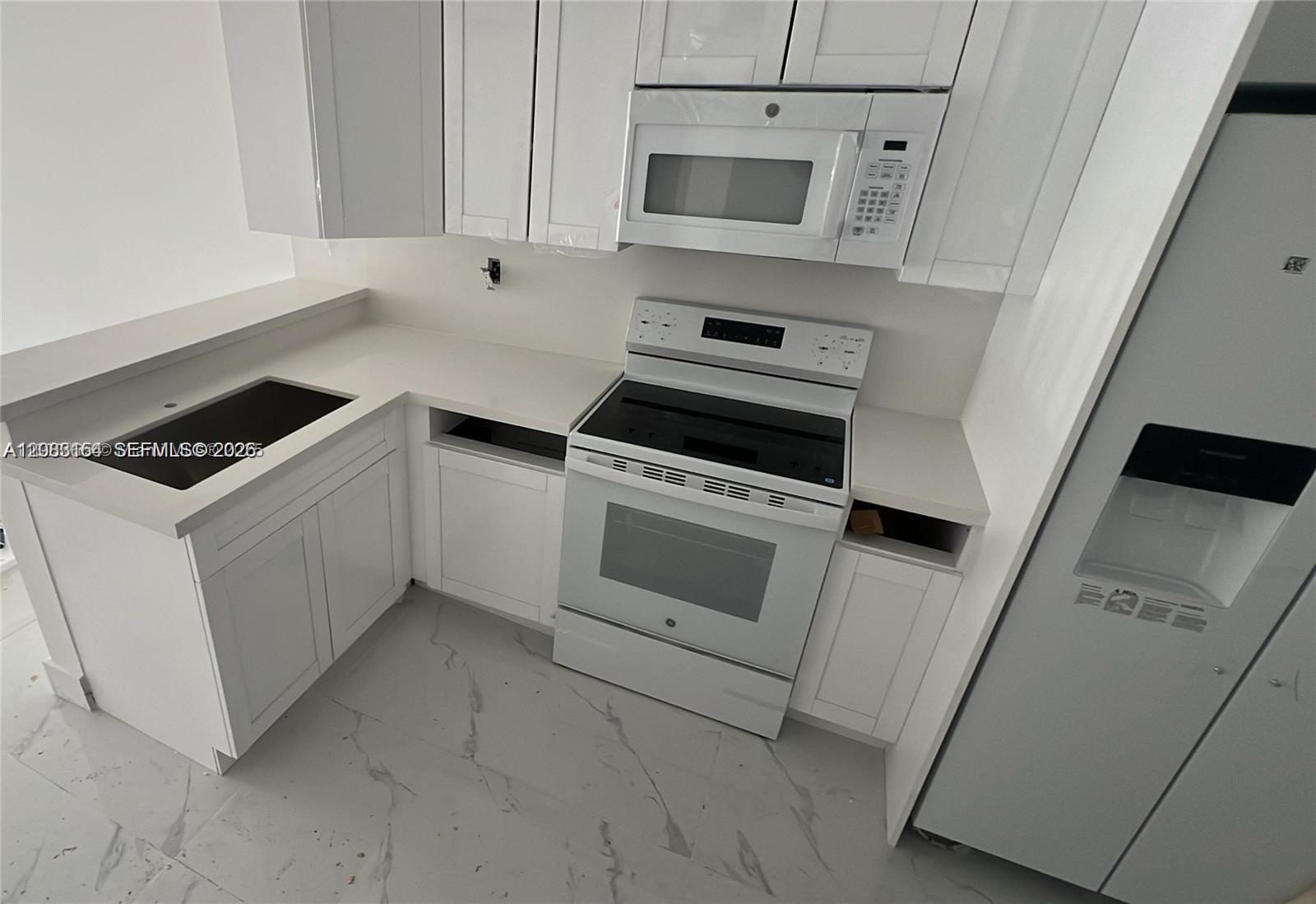 See details 204-2 2 / 2 1036 sq. ft. $ 2026-09-03 0 Photo