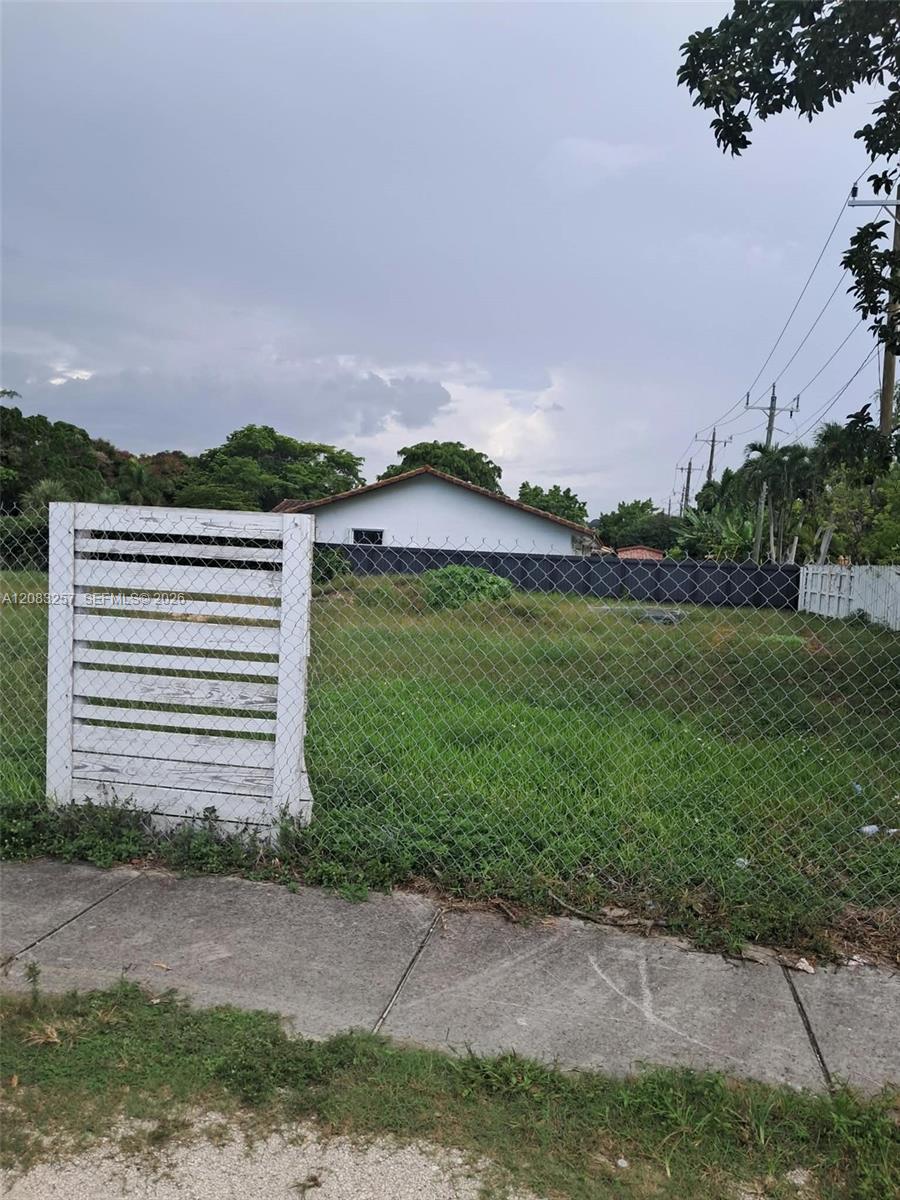   /   sq. ft. $ 2026-09-03 0 foto