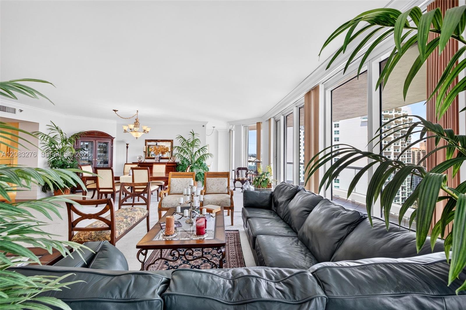 Ver detalles 2406 3 / 4 2390 sq. ft. $ 2026-09-03 0 foto