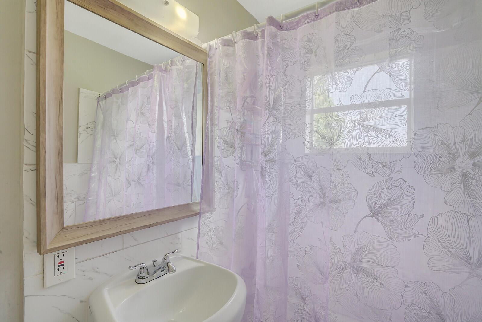   / 0 1680 sq. ft. $ 2026-09-05 0 foto