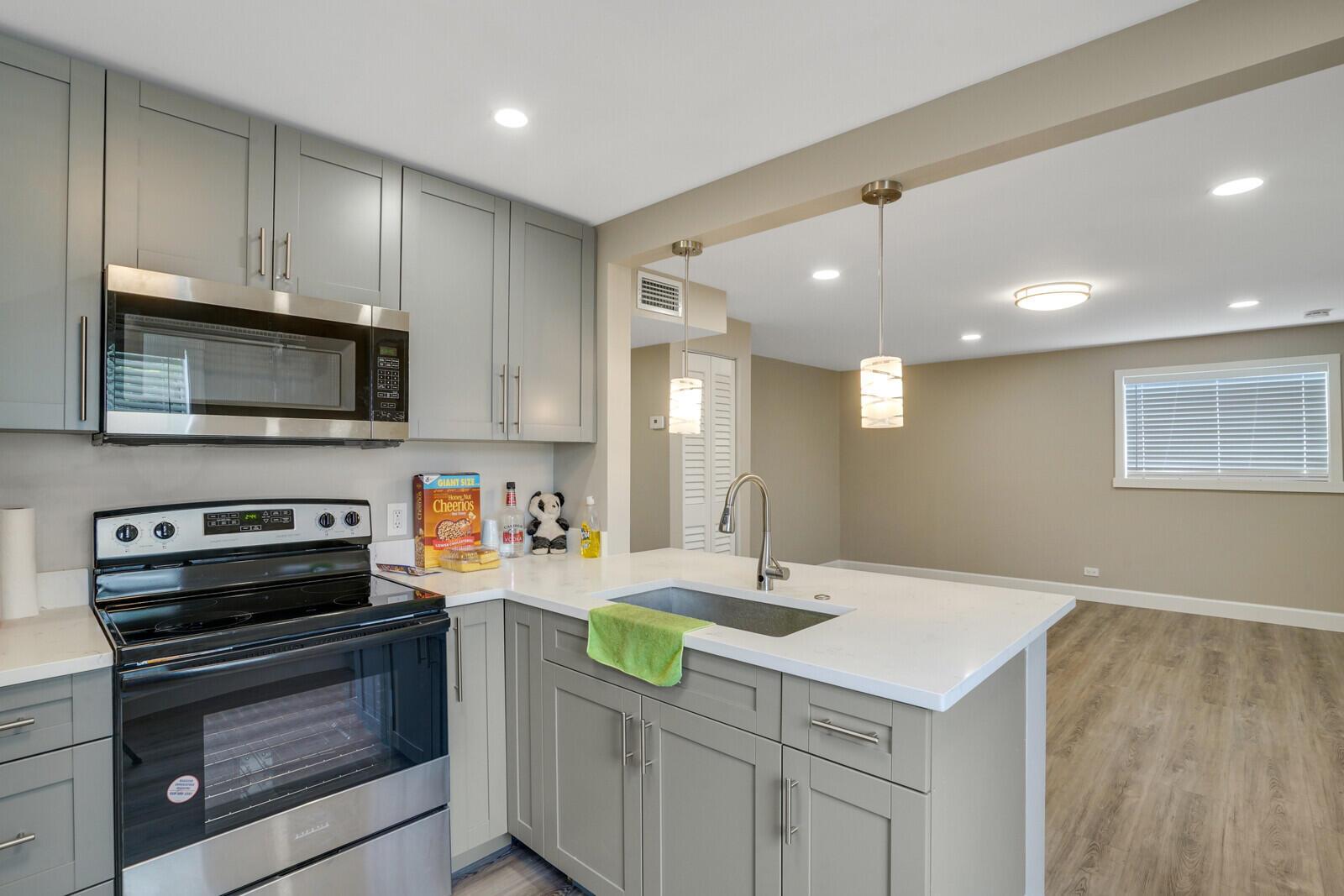   / 0 1680 sq. ft. $ 2026-09-05 0 foto