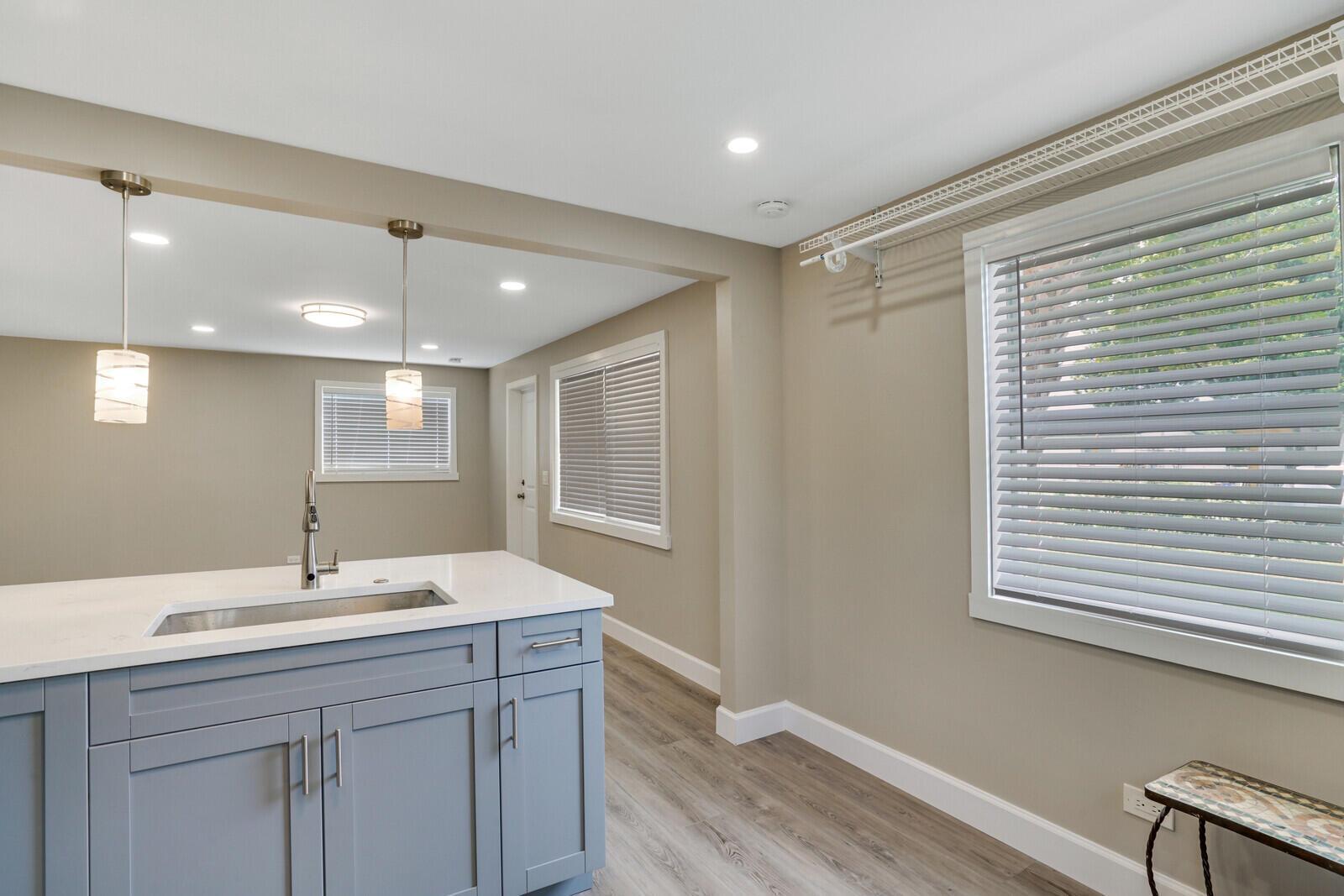   / 0 1680 sq. ft. $ 2026-09-05 0 foto