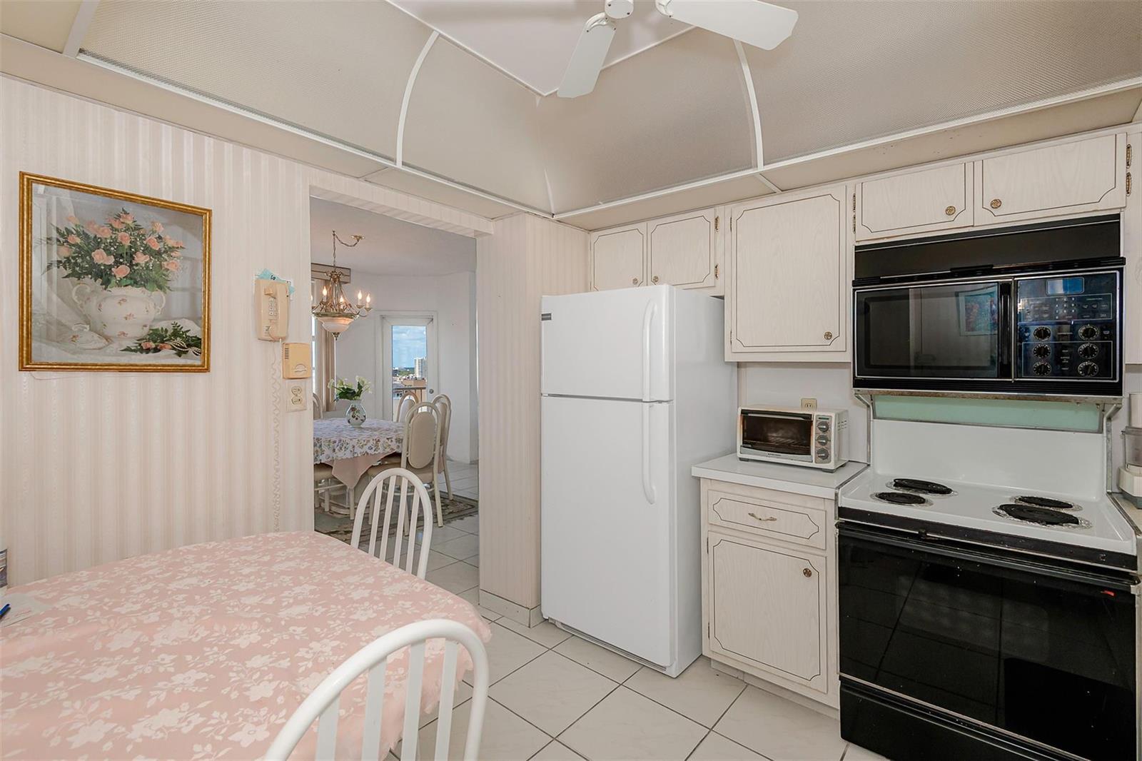 See details 22P 2 / 2 1380 sq. ft. $ 2026-10-13 0 Photo