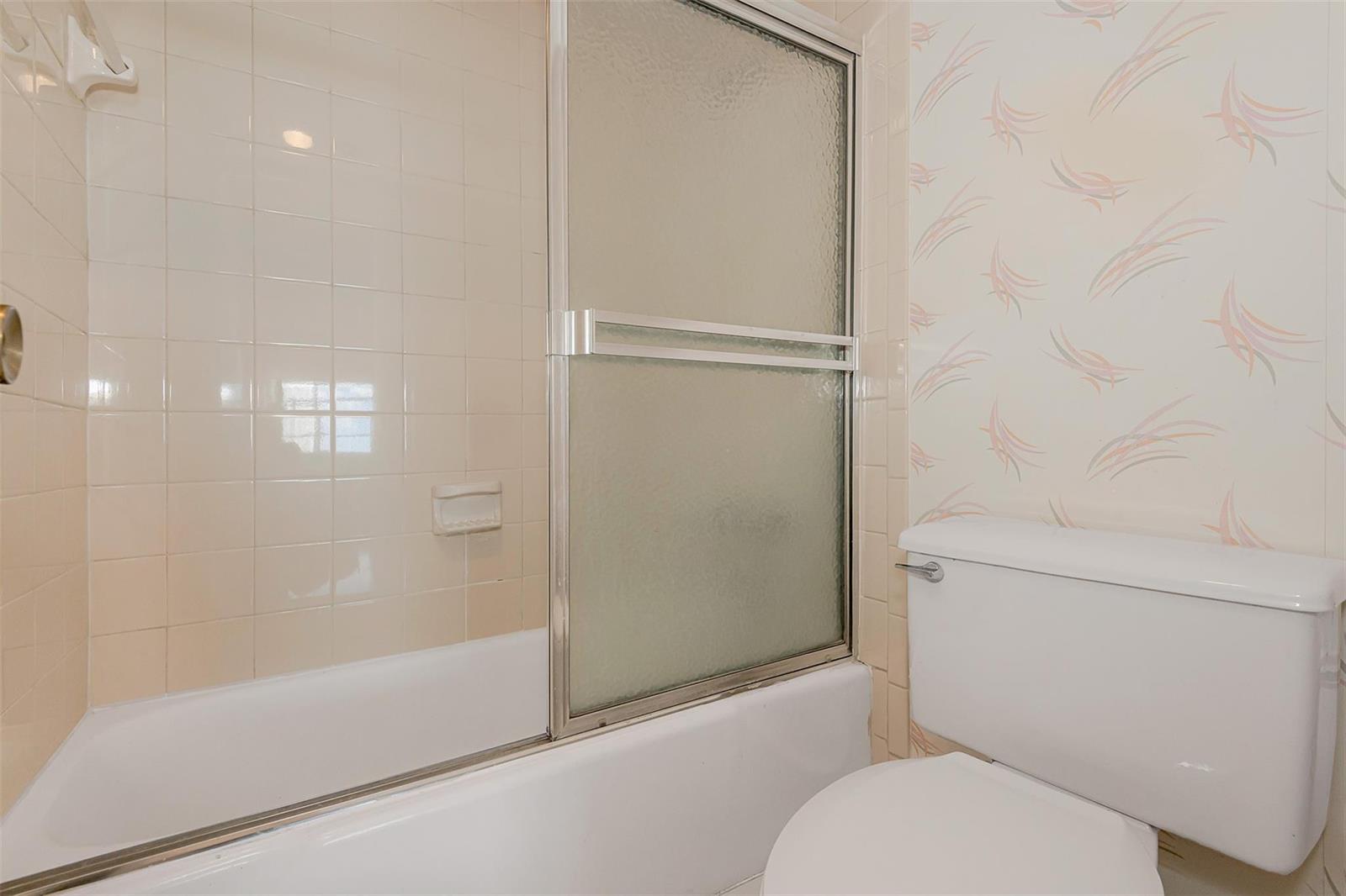 See details 22P 2 / 2 1380 sq. ft. $ 2026-10-13 0 Photo