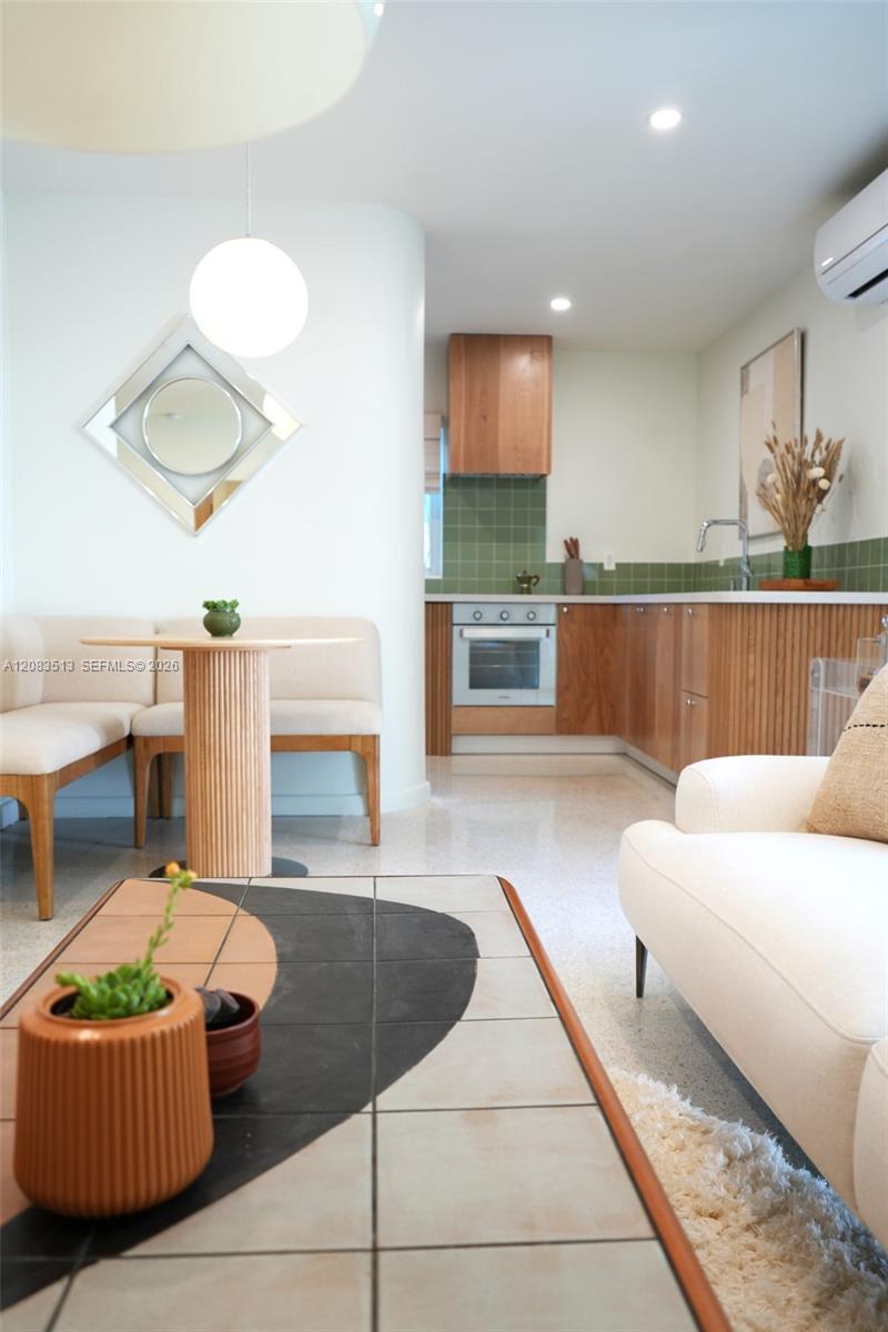 Ver detalles / 2561 sq. ft. $ 2026-09-04 0 foto