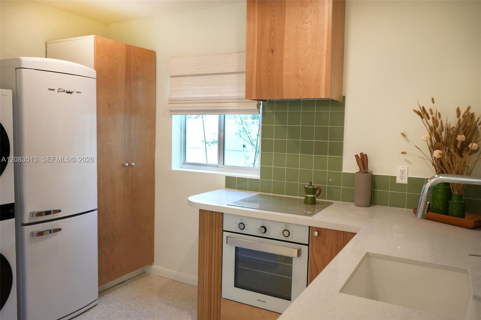 Ver detalles / 2561 sq. ft. $ 2026-09-04 0 foto