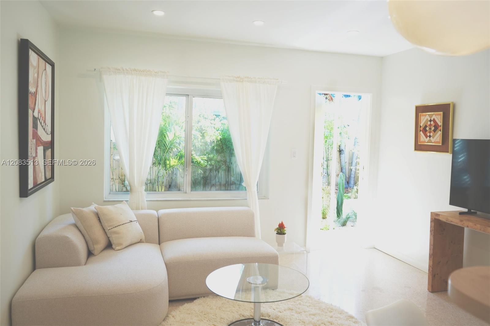 Ver detalles / 2561 sq. ft. $ 2026-09-04 0 foto