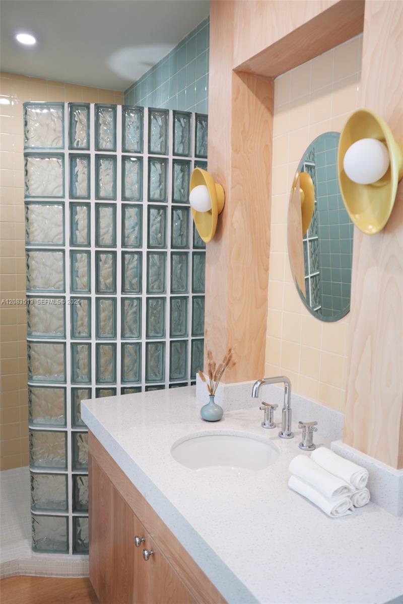 Ver detalles / 2561 sq. ft. $ 2026-09-04 0 foto