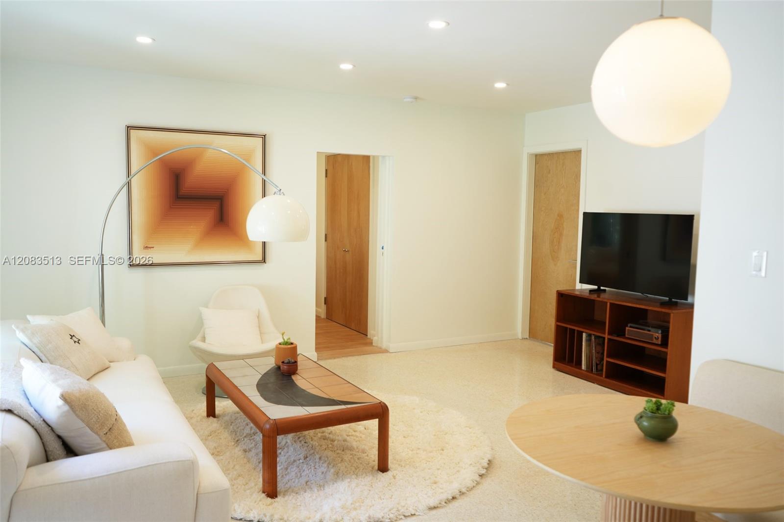 Ver detalles / 2561 sq. ft. $ 2026-09-04 0 foto