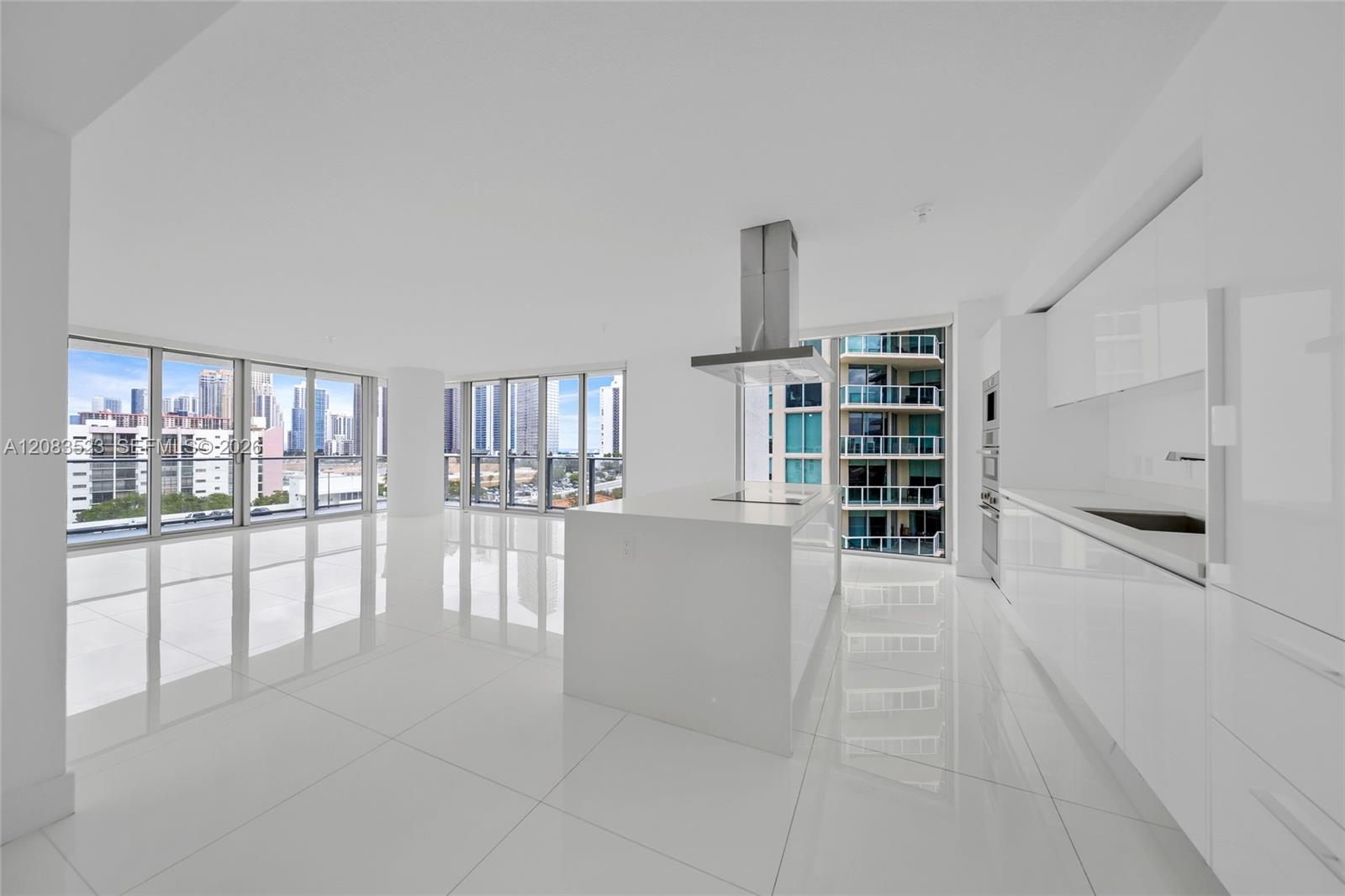 See details 4-701 3 / 4 1892 sq. ft. $ 2026-09-16 0 Photo