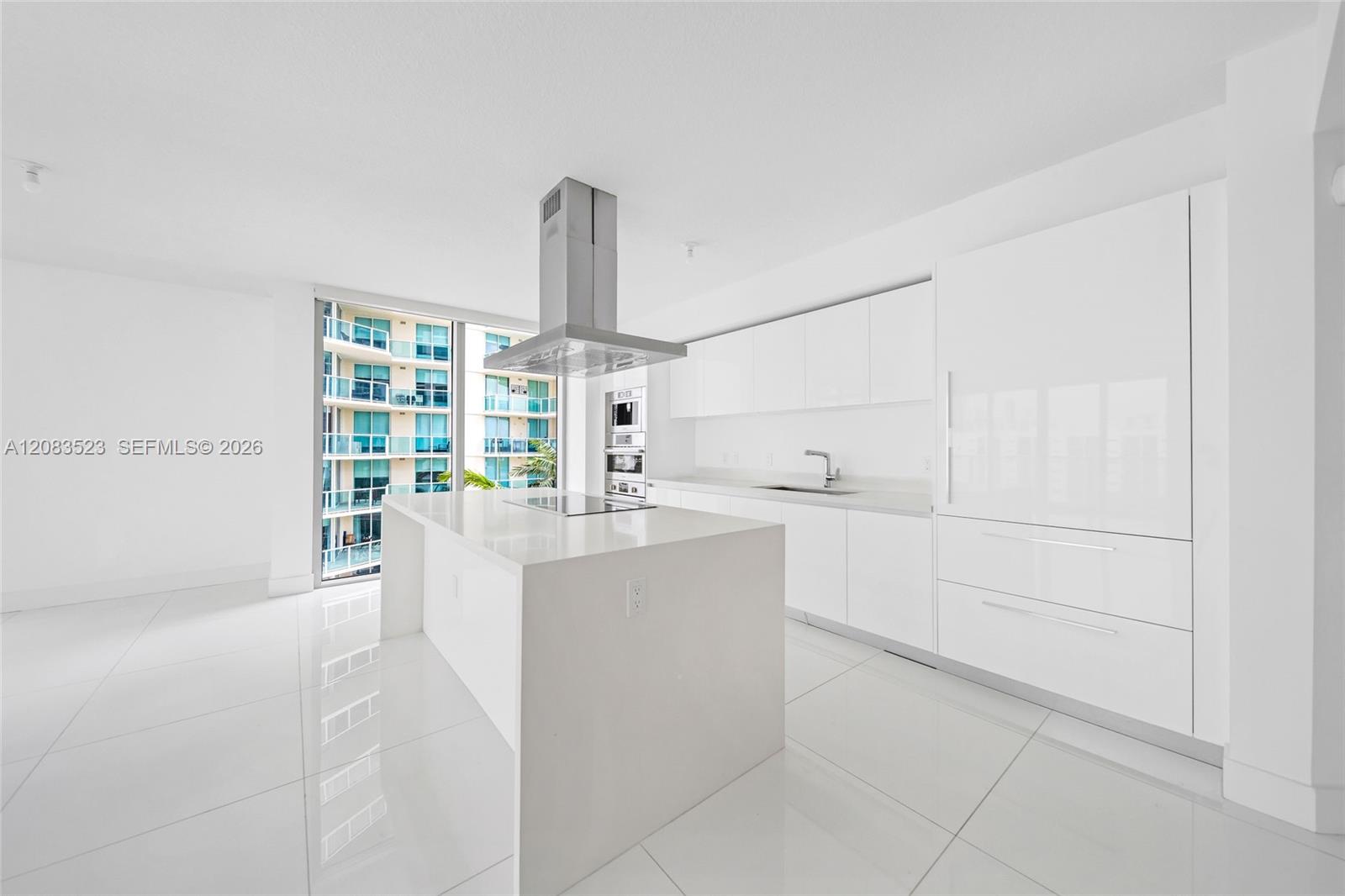 See details 4-701 3 / 4 1892 sq. ft. $ 2026-09-16 0 Photo