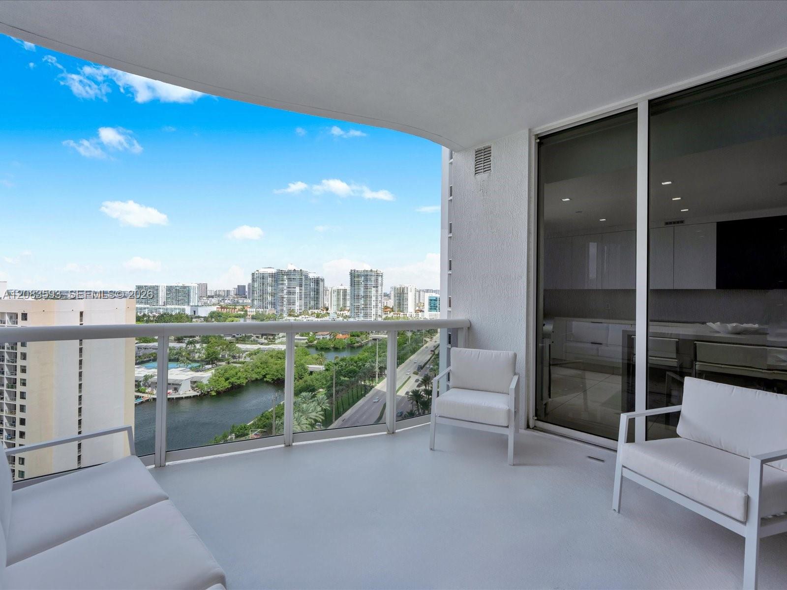 1606 2 / 4 2558 sq. ft. $ 2026-09-04 0 Photo