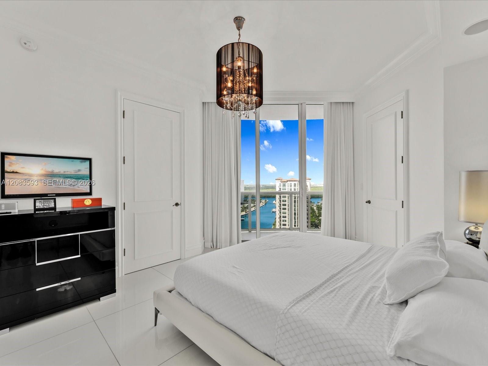 1606 2 / 4 2558 sq. ft. $ 2026-09-04 0 Photo