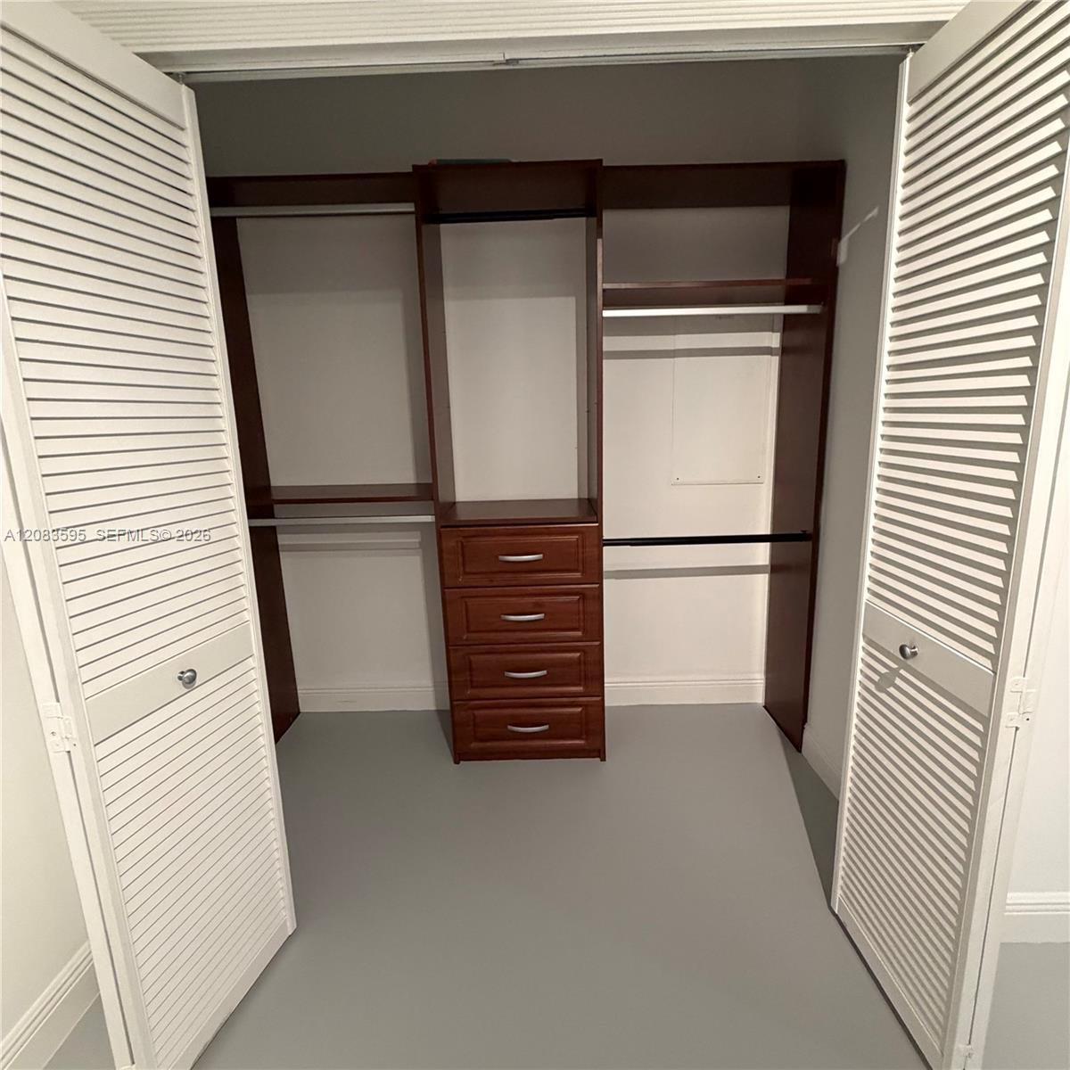 1409 1 / 1 844 sq. ft. $ 2026-09-04 0 Photo