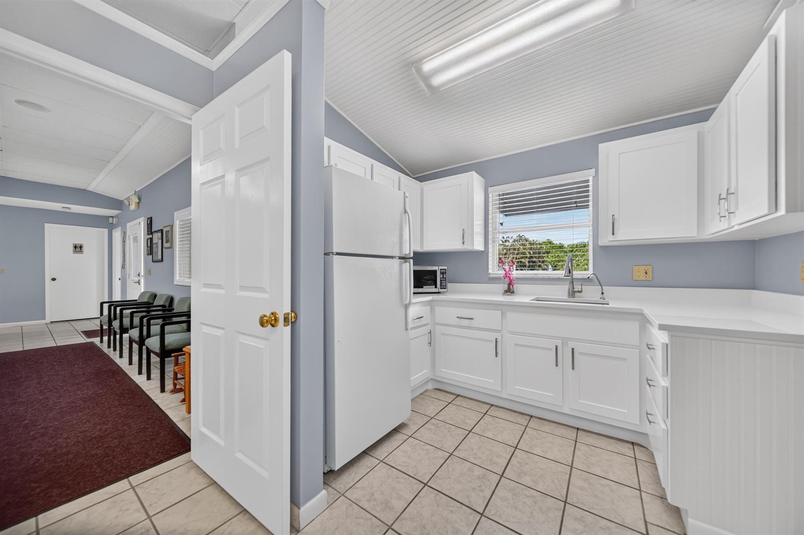   / 0  sq. ft. $ 2026-10-20 0 Photo