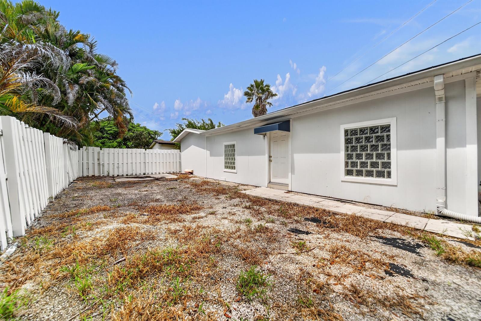   / 0  sq. ft. $ 2026-10-20 0 Photo