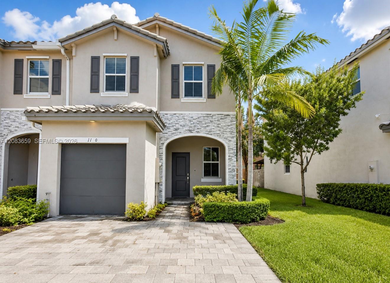 Ver detalles 1100 3 / 3 1331 sq. ft. $ 2026-09-04 0 foto