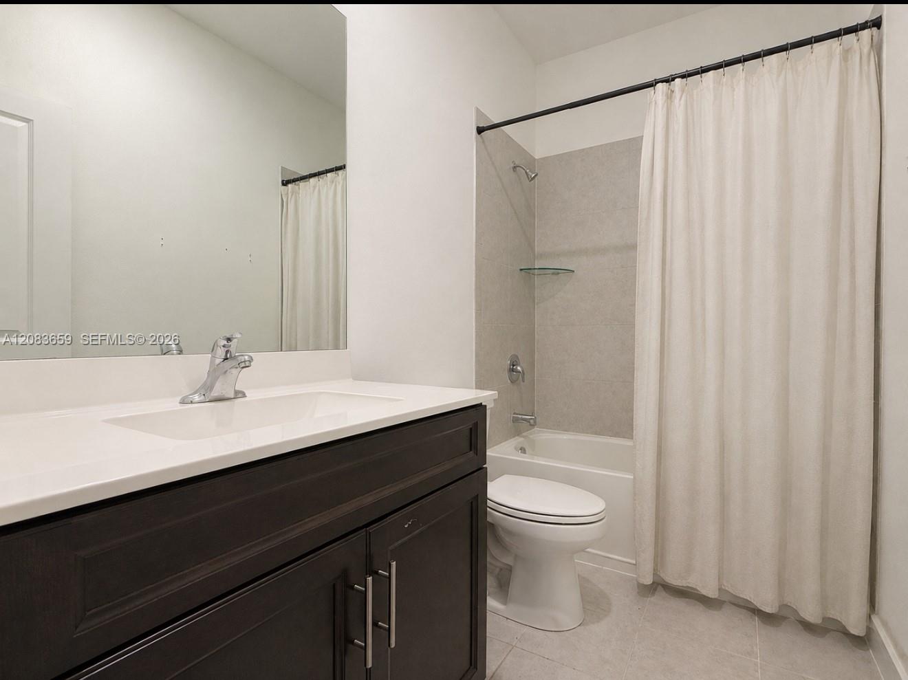 Ver detalles 1100 3 / 3 1331 sq. ft. $ 2026-09-04 0 foto