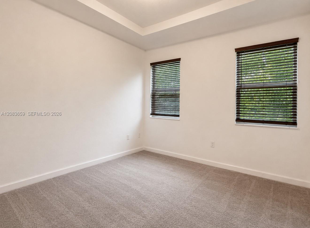 Ver detalles 1100 3 / 3 1331 sq. ft. $ 2026-09-04 0 foto