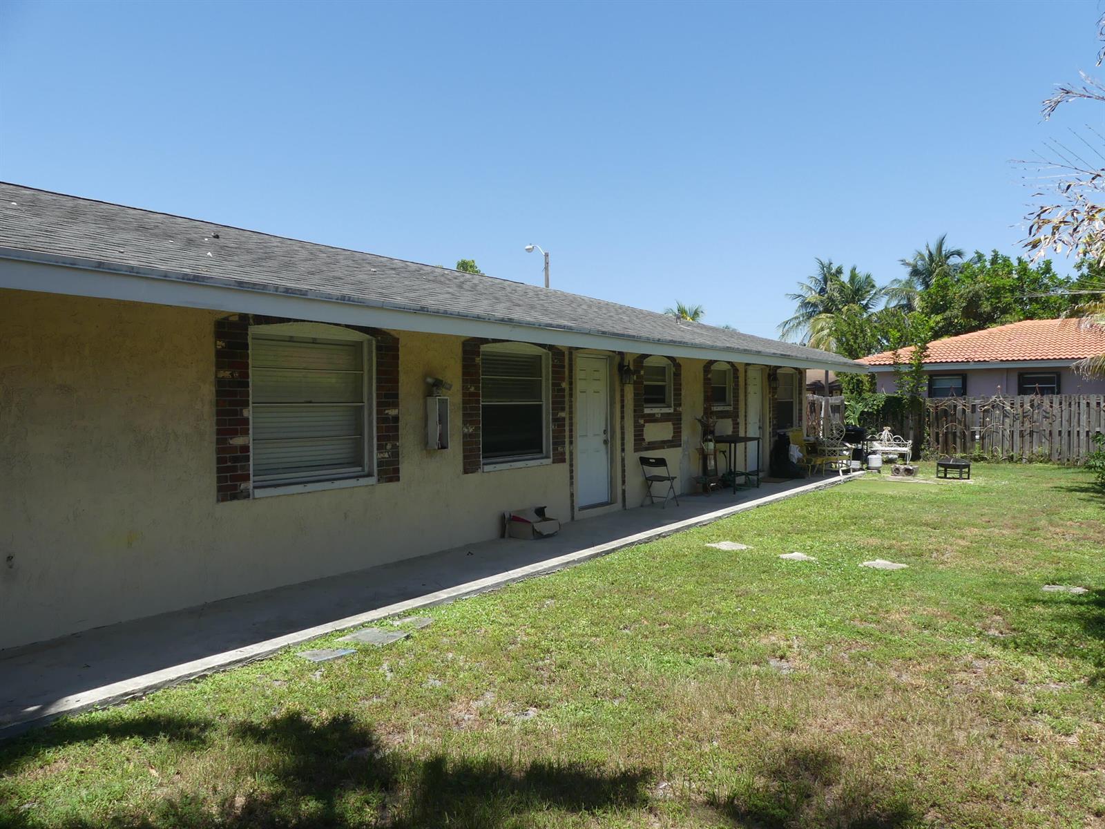 Ver detalles 1-3 / 0 1982 sq. ft. $ 2026-09-06 0 foto