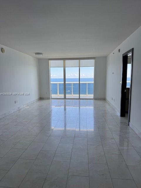 PH4402 3 / 5 2570 sq. ft. $ 2026-09-04 0 Photo