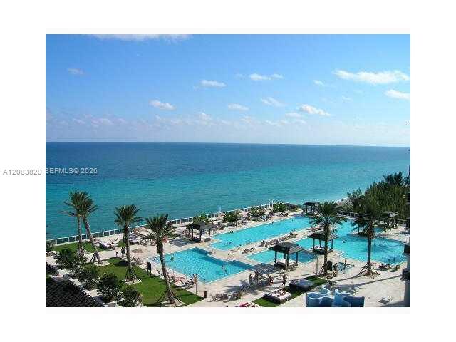 PH4402 3 / 5 2570 sq. ft. $ 2026-09-04 0 Photo