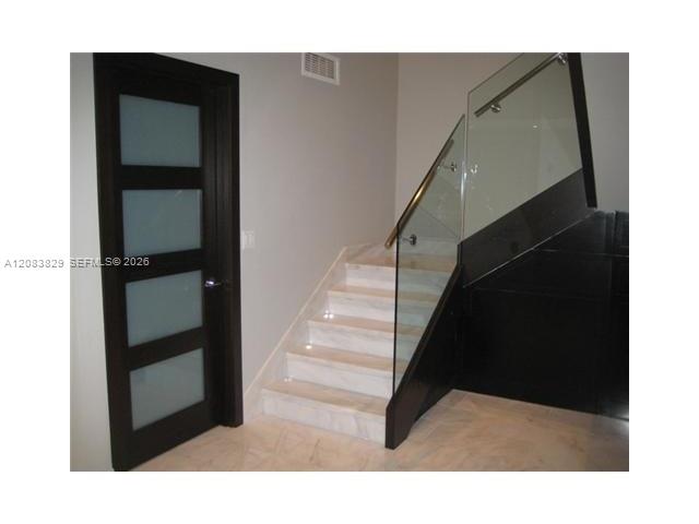 PH4402 3 / 5 2570 sq. ft. $ 2026-09-04 0 Photo