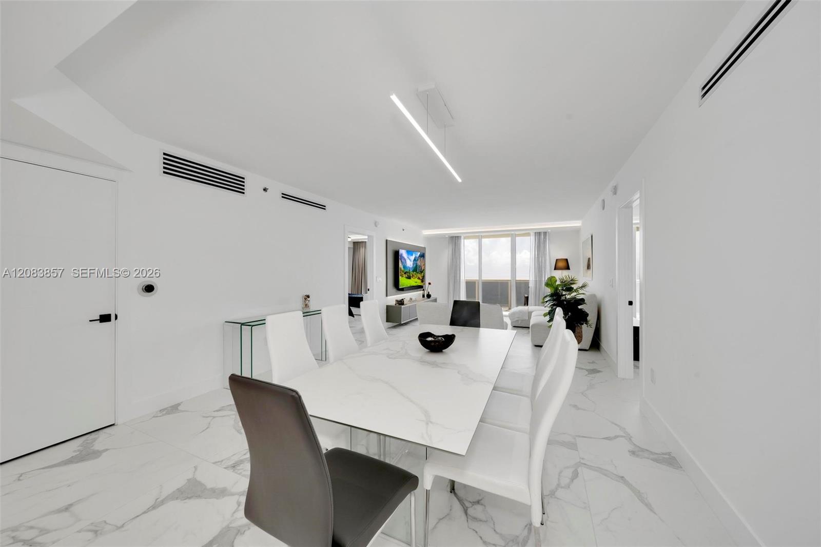 3103 3 / 3 1841 sq. ft. $ 2026-09-04 0 foto
