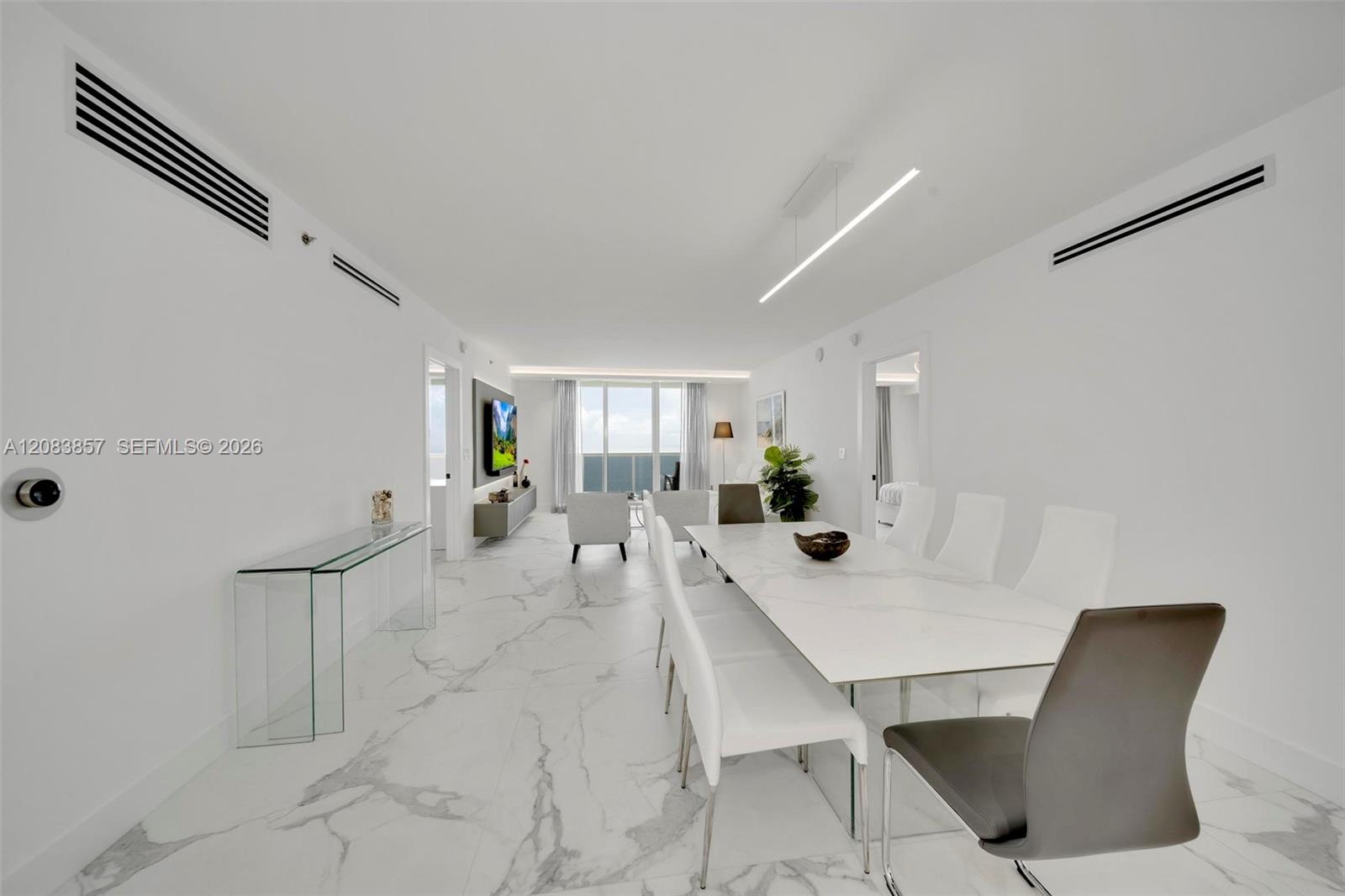 3103 3 / 3 1841 sq. ft. $ 2026-09-04 0 foto