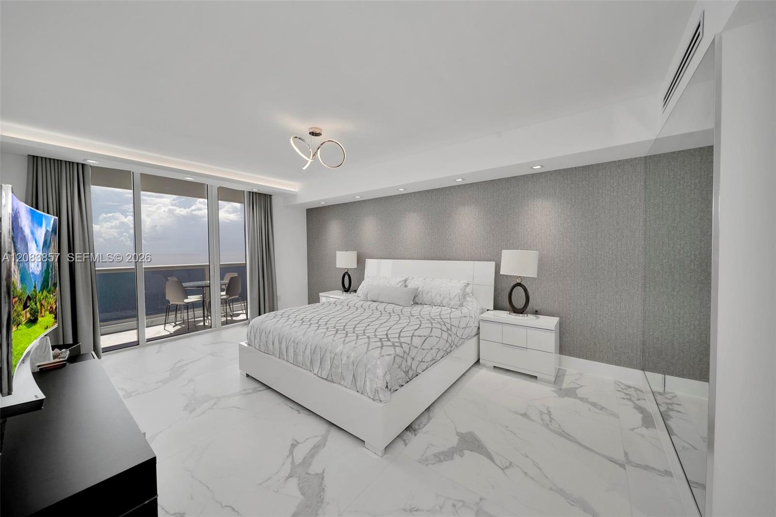 3103 3 / 3 1841 sq. ft. $ 2026-09-04 0 foto