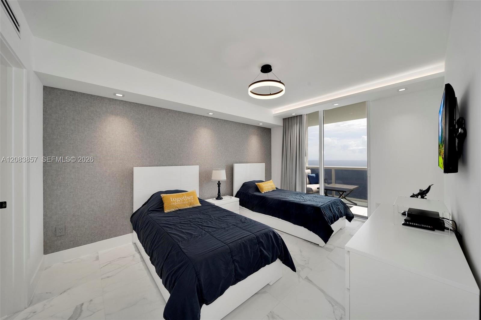 3103 3 / 3 1841 sq. ft. $ 2026-09-04 0 foto