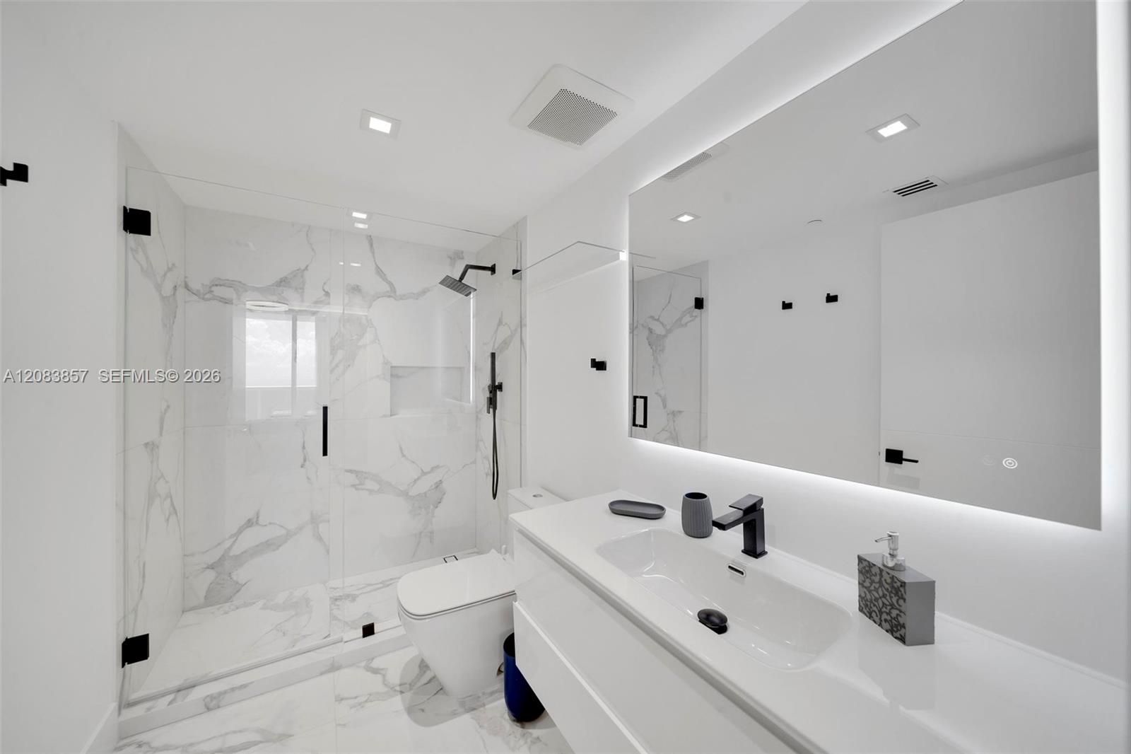 3103 3 / 3 1841 sq. ft. $ 2026-09-04 0 foto