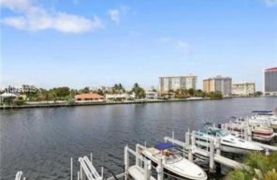 See details MS 2 / 2 1275 sq. ft. $ 2026-10-13 0 Photo
