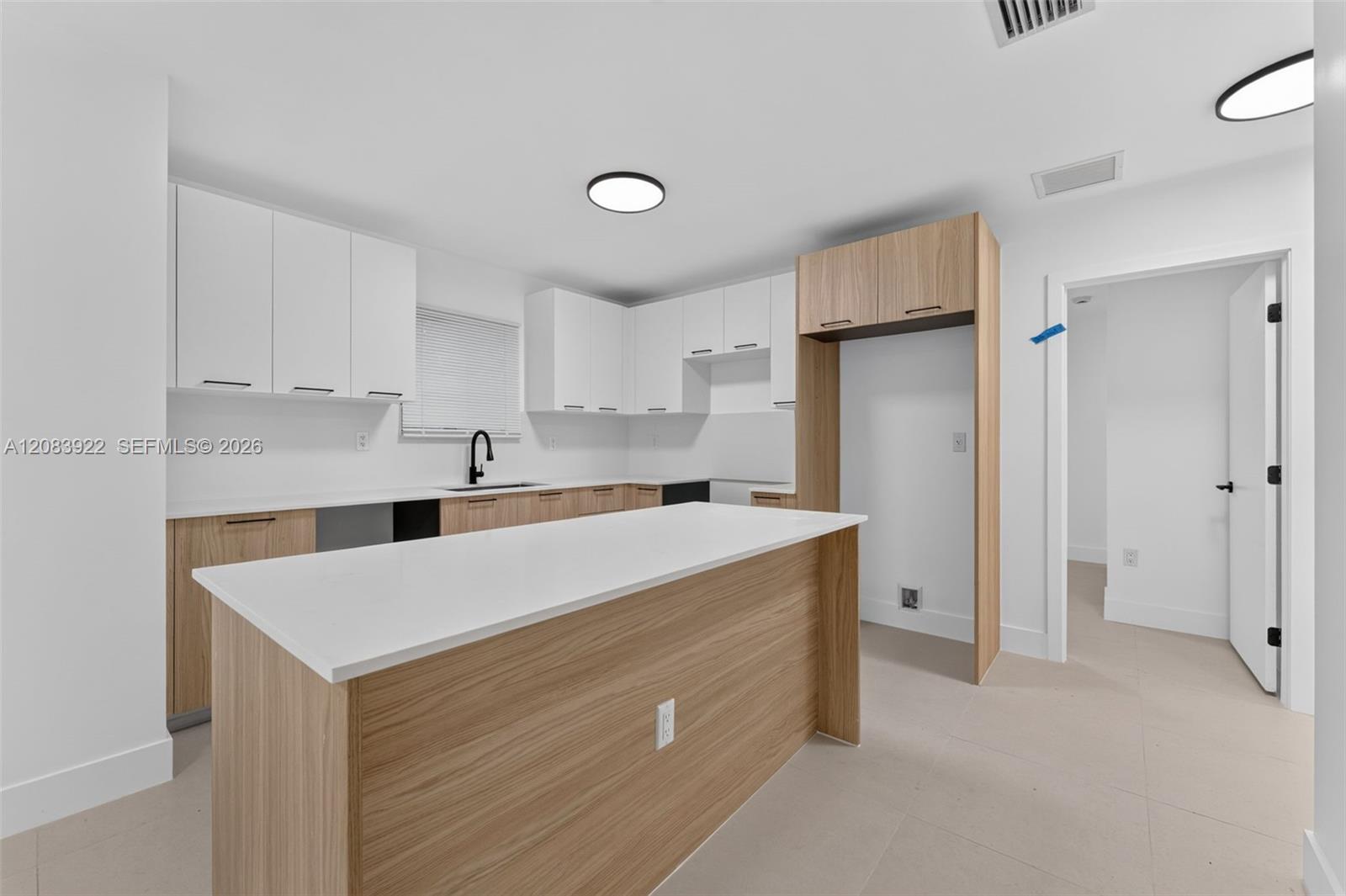 Ver detalles / 0 sq. ft. $ 2026-09-04 0 foto