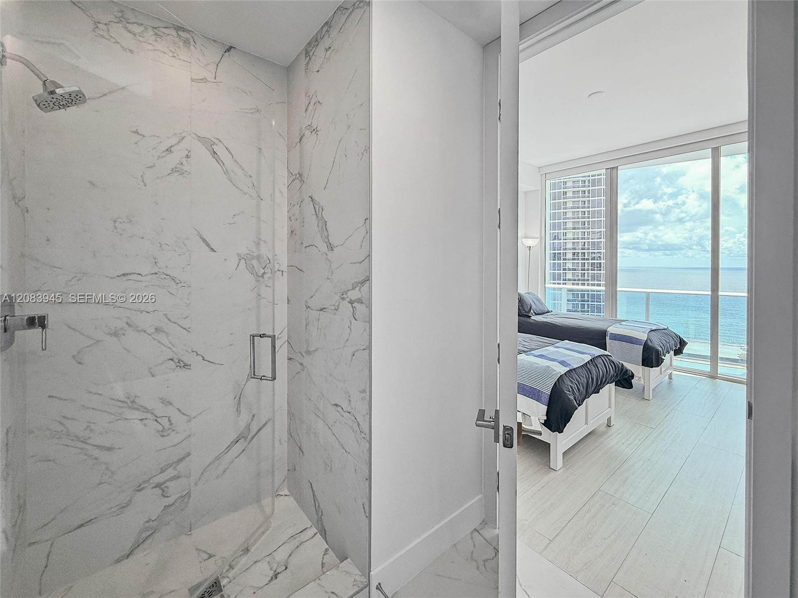 Подробнее 1403 2 / 3 1361 кв.футов $ 2026-09-04 0 Фото